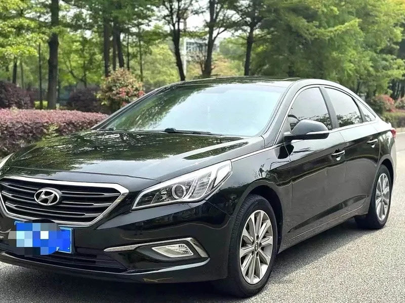 Hyundai Sonata — фото 1