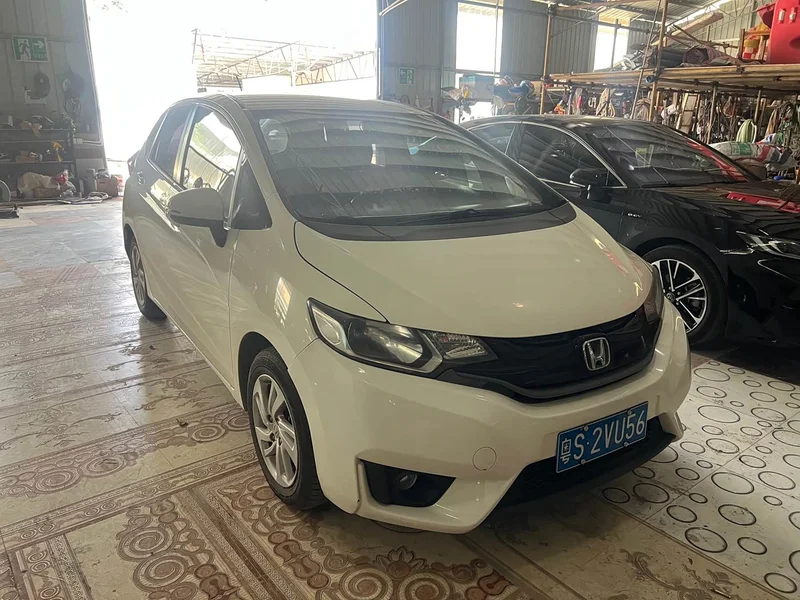 Honda Fit — фото 2