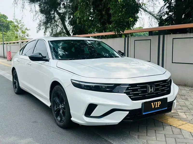 Honda Accord — фото 3