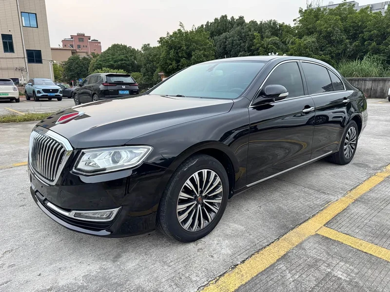 Hongqi H7 — фото 1
