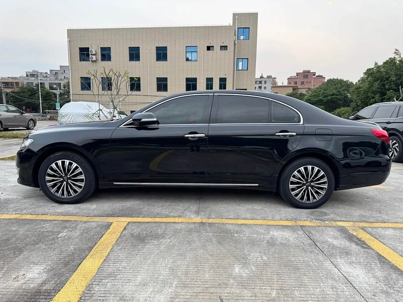 Hongqi H7 — фото 4