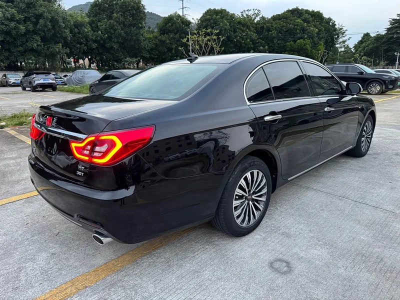 Hongqi H7 — фото 7
