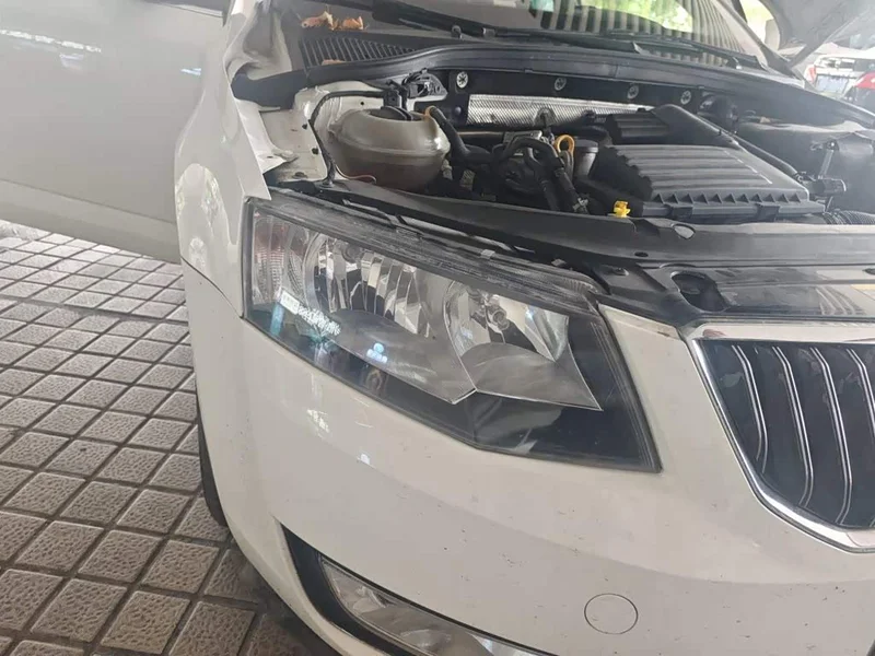 Volkswagen Octavia — фото 7
