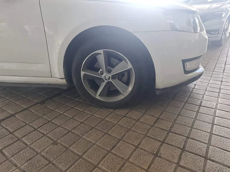 Volkswagen Octavia — фото 8