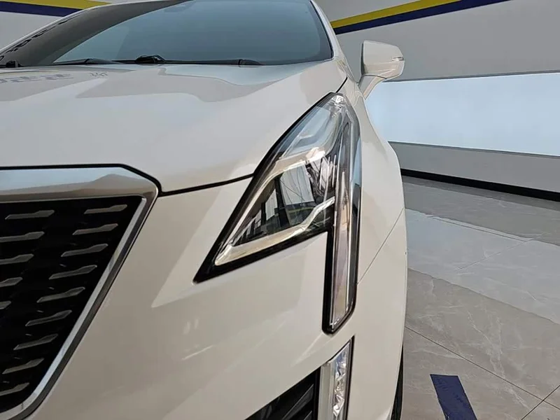 Cadillac XT5 — фото 5