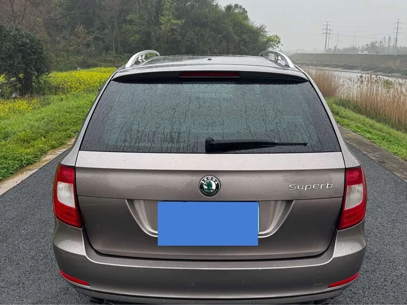 Skoda Superb — фото 3