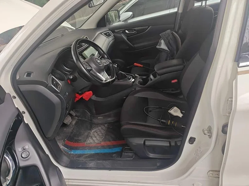 Nissan Qashqai — фото 16