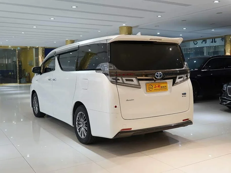 Toyota Vellfire — фото 19