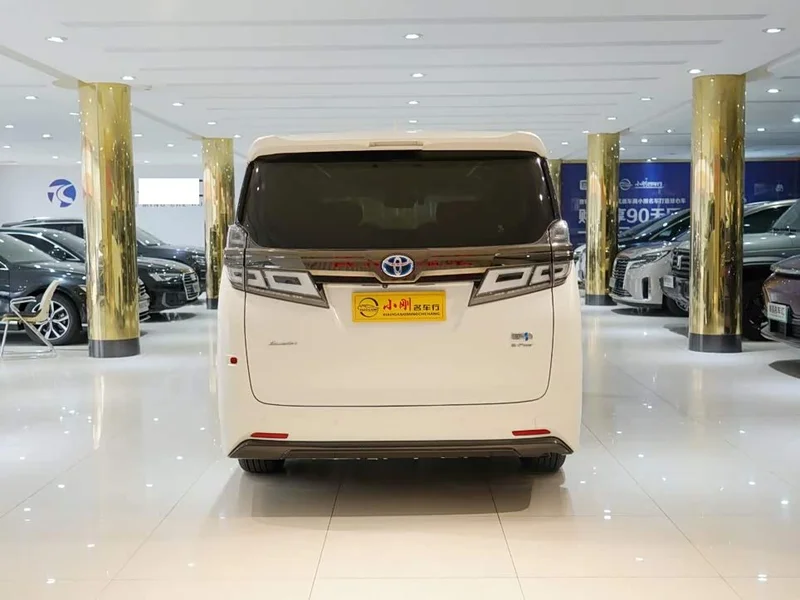 Toyota Vellfire — фото 20