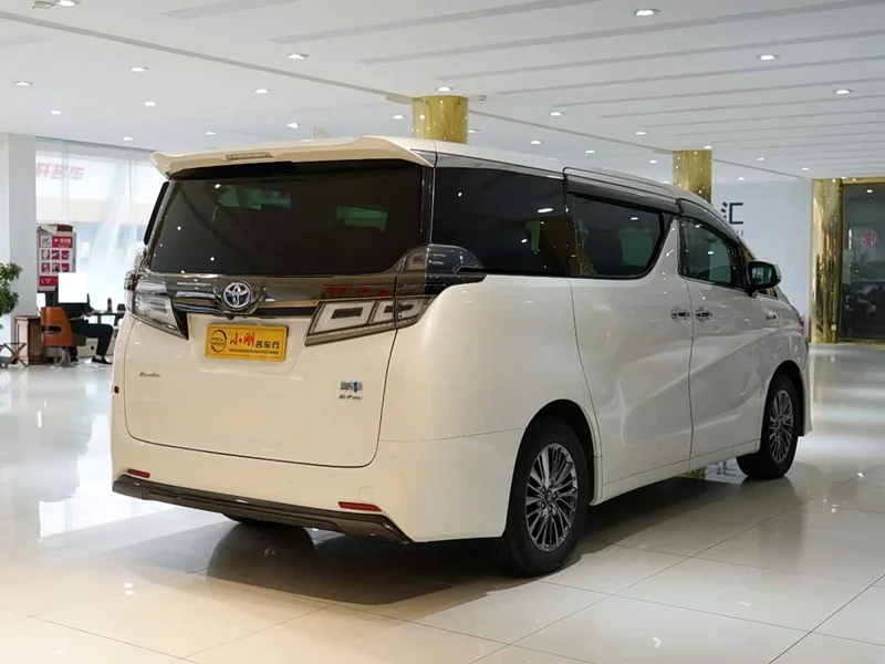 Toyota Vellfire — фото 21