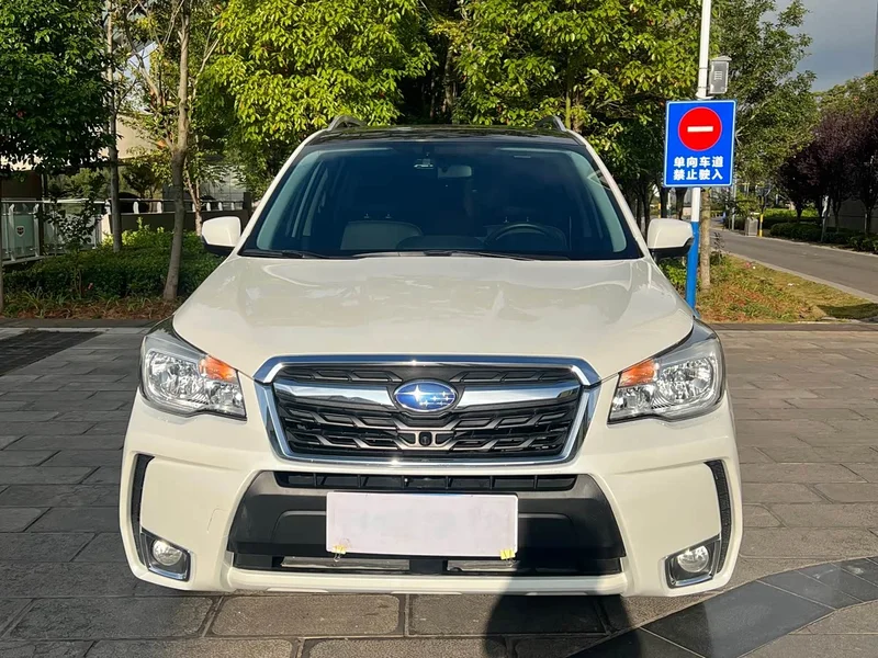 Subaru Forester — фото 2