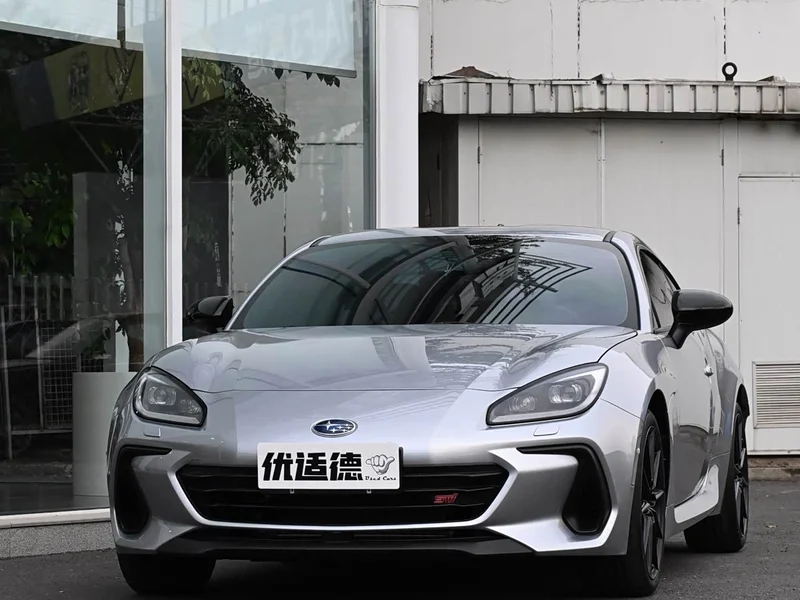 Subaru BRZ — фото 1