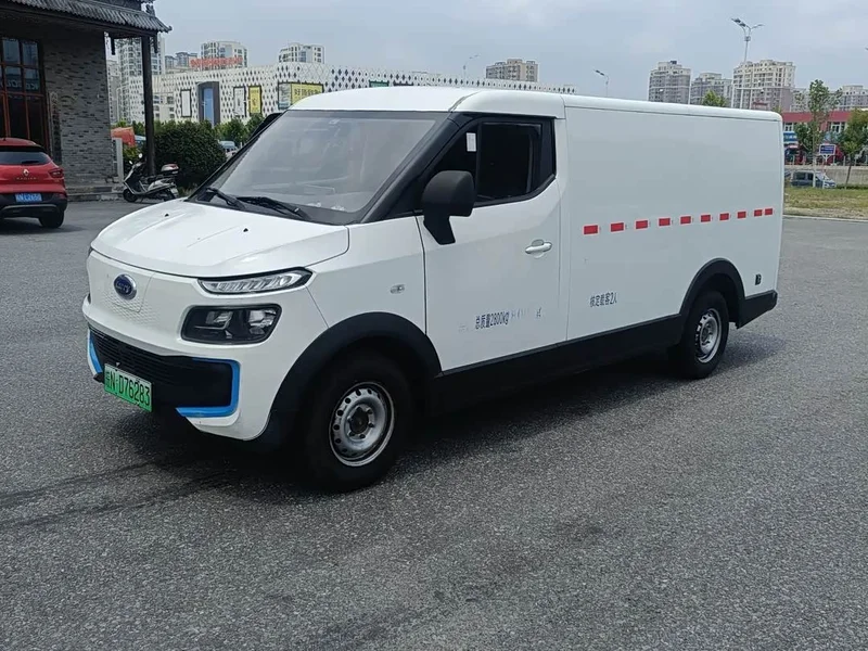 BYD Dolphin EV — фото 1