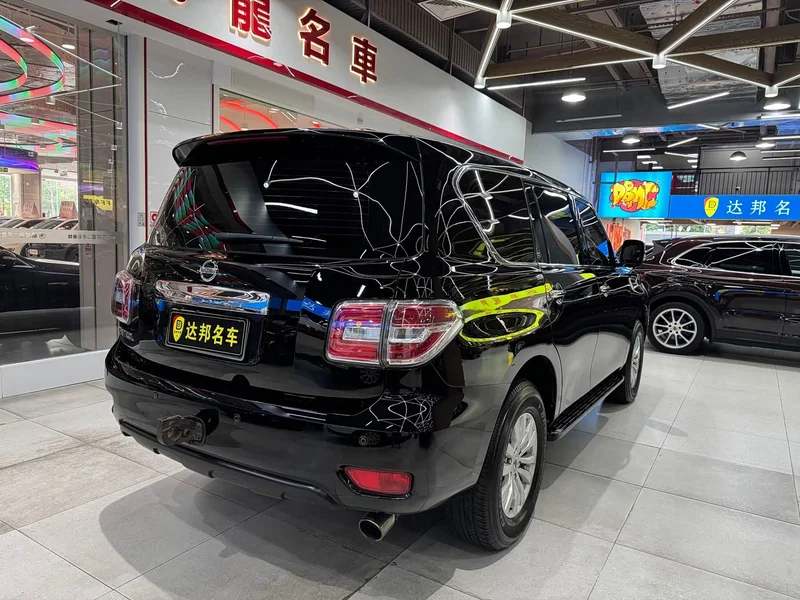 Nissan Patrol — фото 14