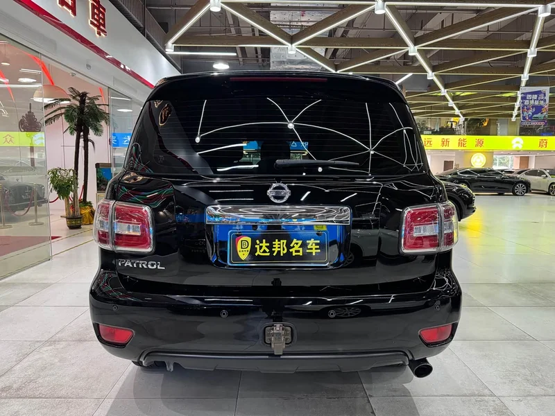 Nissan Patrol — фото 15