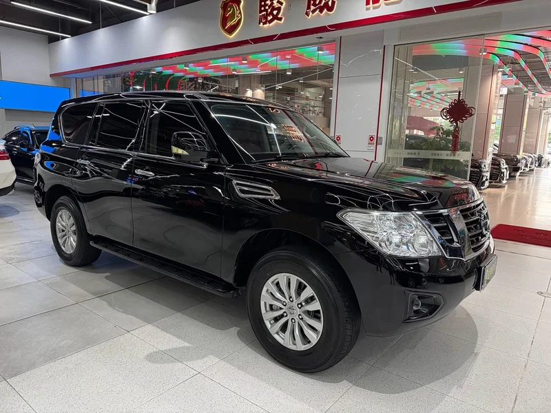 Nissan Patrol — фото 3