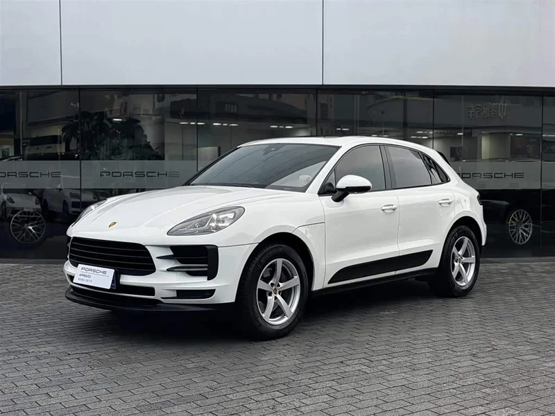 Porsche Macan — фото 1