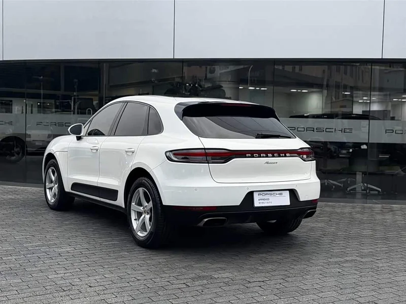 Porsche Macan — фото 7