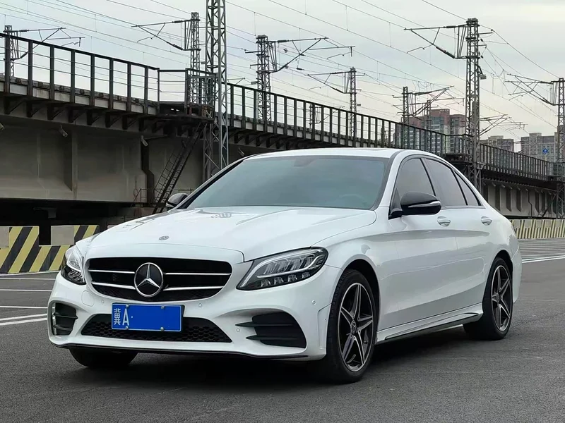 Mercedes-Benz C-Class — фото 1