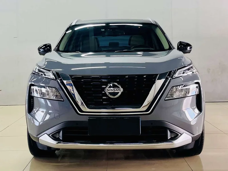 Nissan X-Trail — фото 1