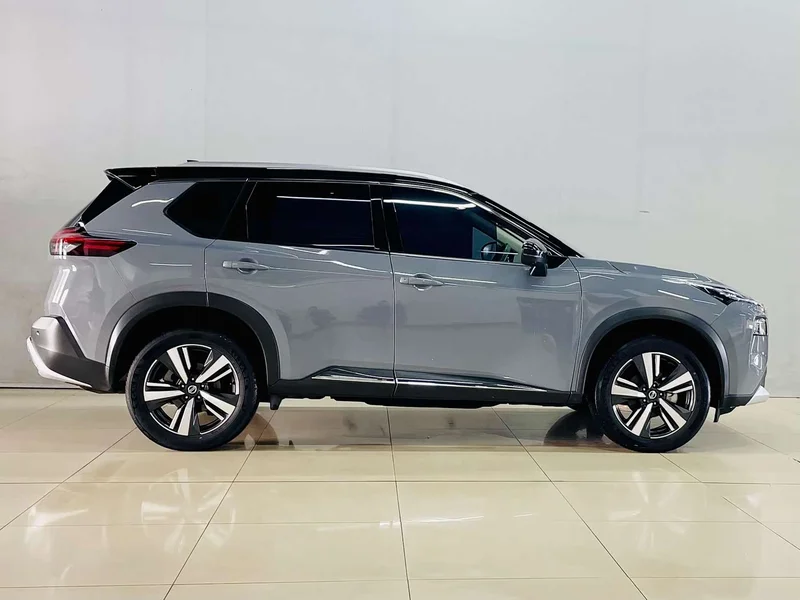 Nissan X-Trail — фото 4