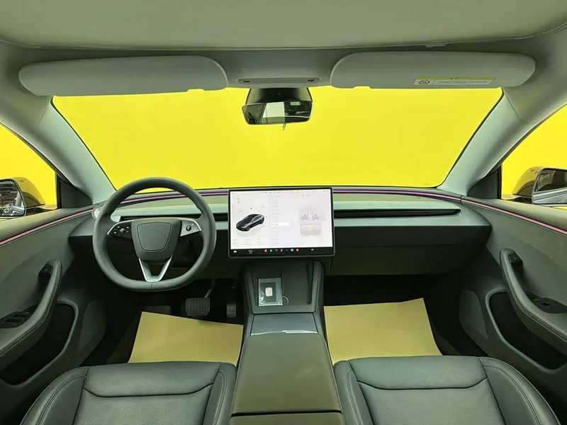 Tesla Model 3 — фото 12