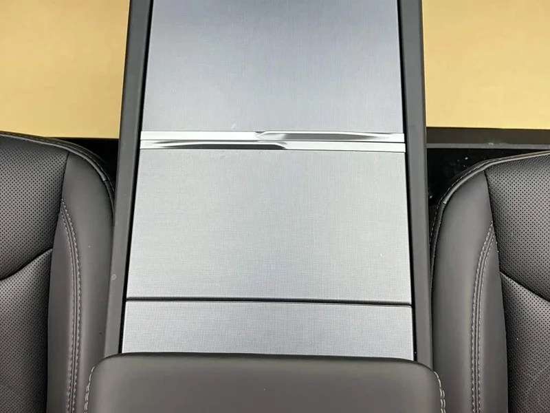 Tesla Model 3 — фото 19