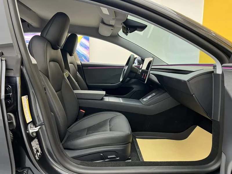 Tesla Model 3 — фото 21