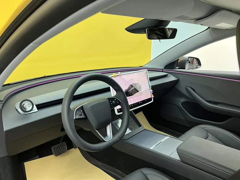 Tesla Model 3 — фото 40
