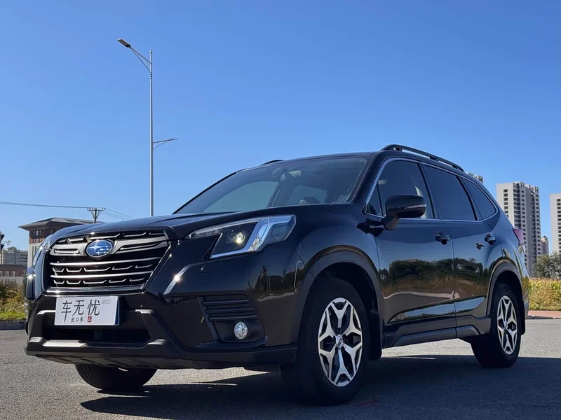 Subaru Forester — фото 7