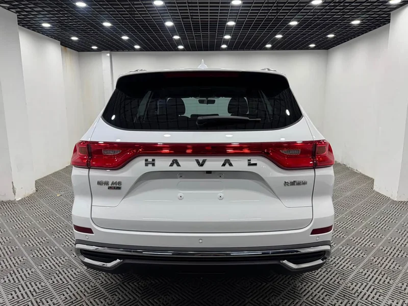 Haval M6 — фото 8