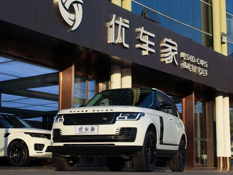 Land Rover Range Rover — фото 1