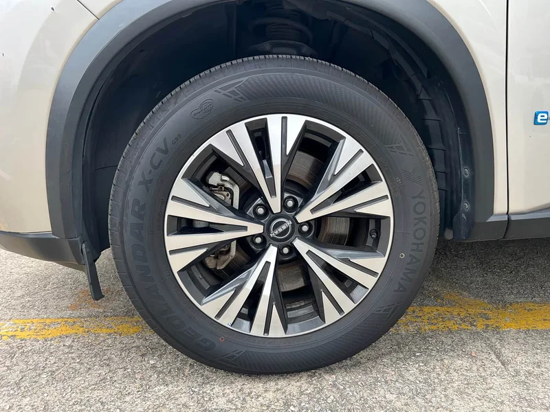 Nissan X-Trail — фото 17