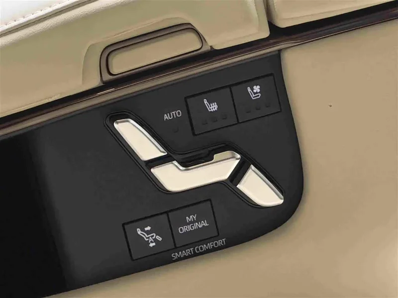 Toyota Vellfire — фото 14