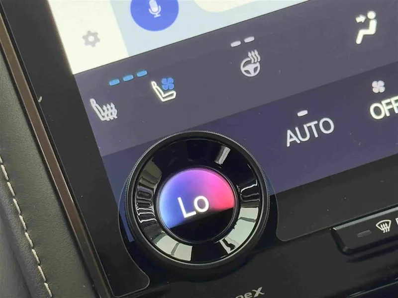 Toyota Vellfire — фото 19