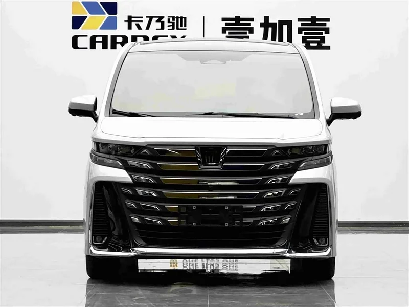 Toyota Vellfire — фото 2