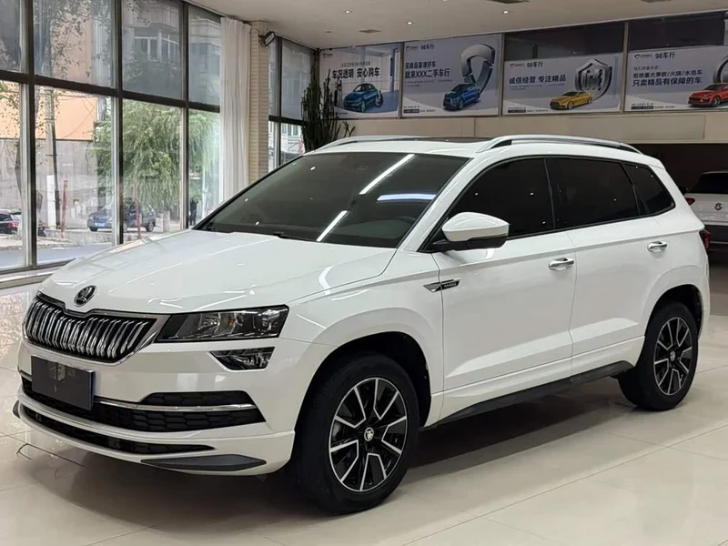 Skoda Karoq — фото 1