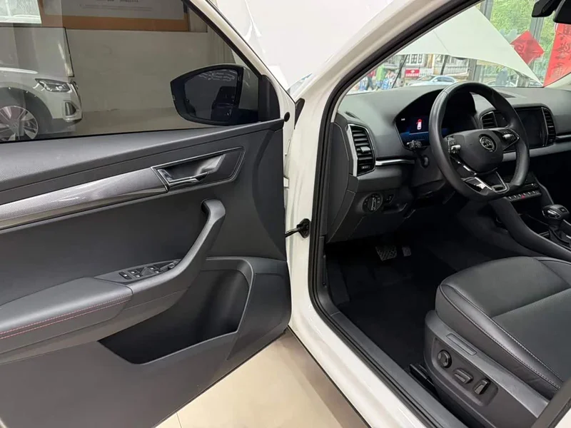 Skoda Karoq — фото 8
