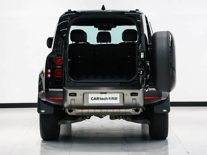 Land Rover Defender — фото 13