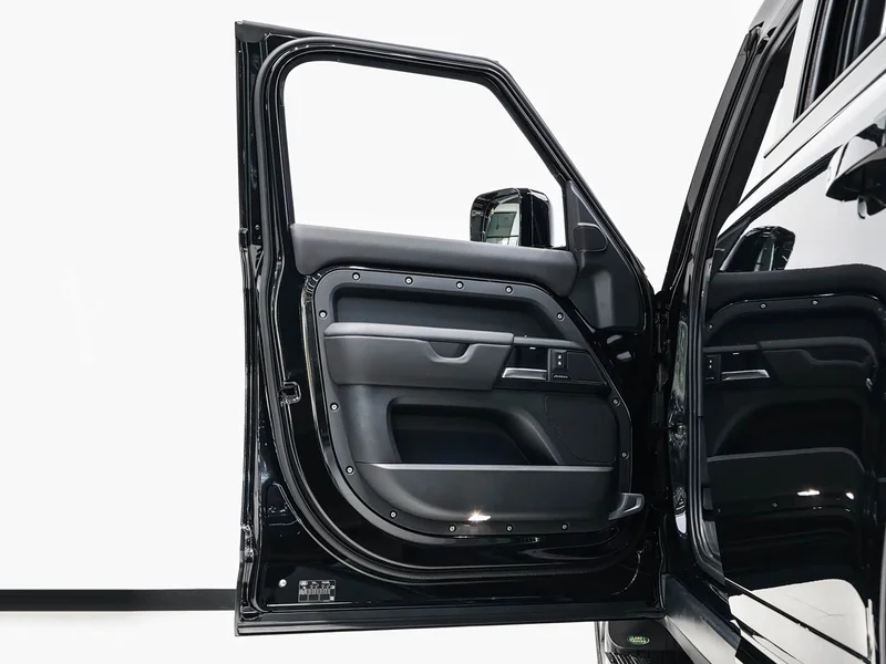 Land Rover Defender — фото 14