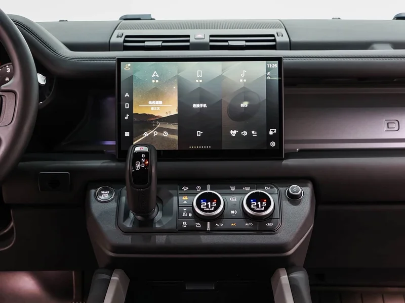 Land Rover Defender — фото 16