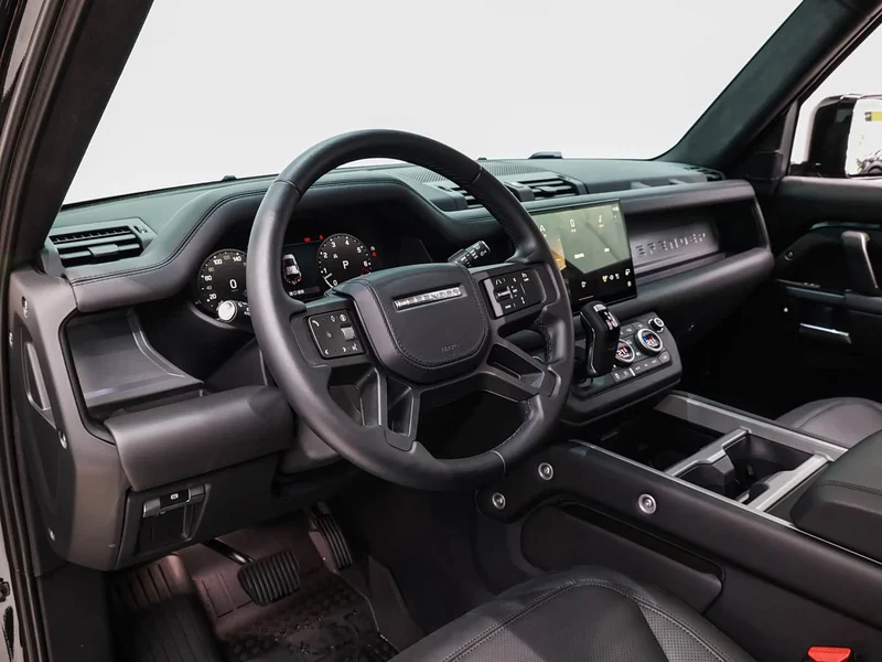 Land Rover Defender — фото 17