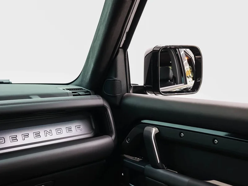 Land Rover Defender — фото 20