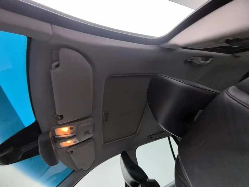 Volvo XC90 — фото 14