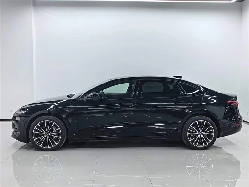 Audi A6L — фото 3
