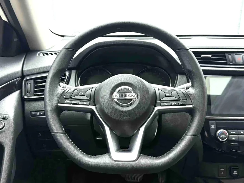 Nissan X-Trail — фото 12