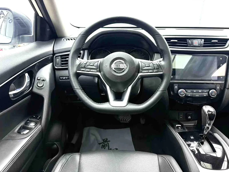 Nissan X-Trail — фото 13