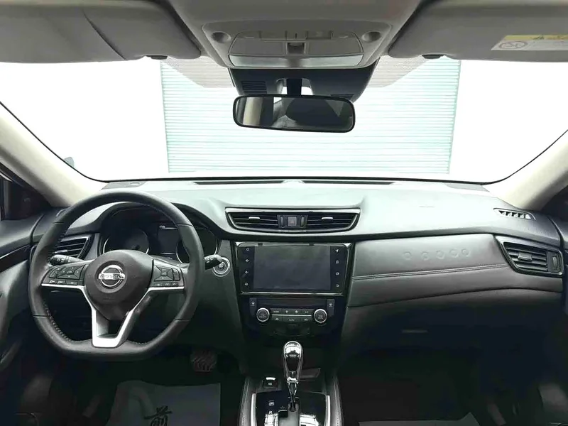 Nissan X-Trail — фото 14