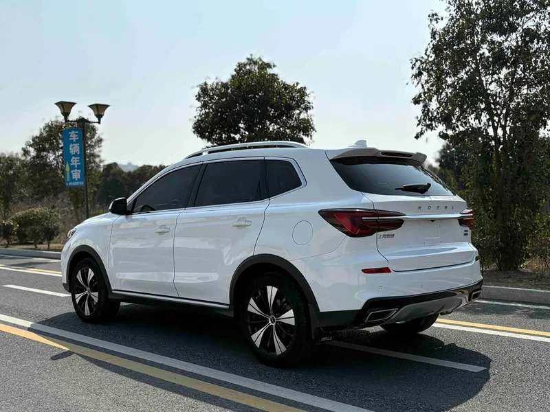Roewe RX5 — фото 7