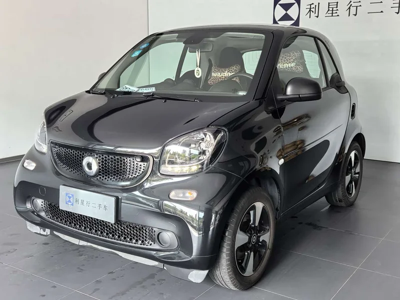 Smart Fortwo — фото 1